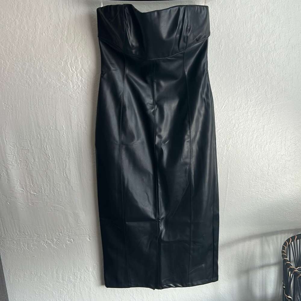 Woman’s size M black faux leather strapless fitted midi dress